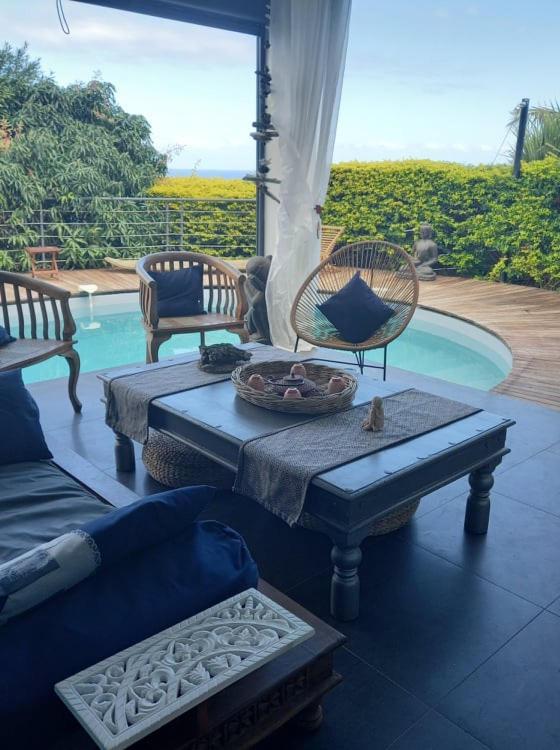 סן-פייר Suite Indigo Jacuzzi Prive Piscine Vue Mer Acces Cuisine Laverie מראה חיצוני תמונה